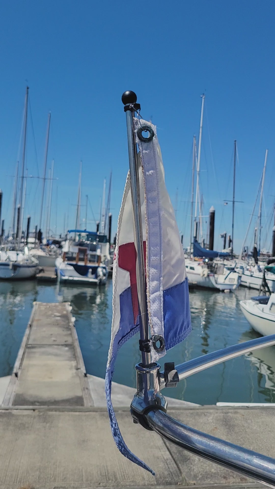 Installing your burgee or flag cover